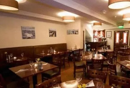 Hotel The White Lady 2*