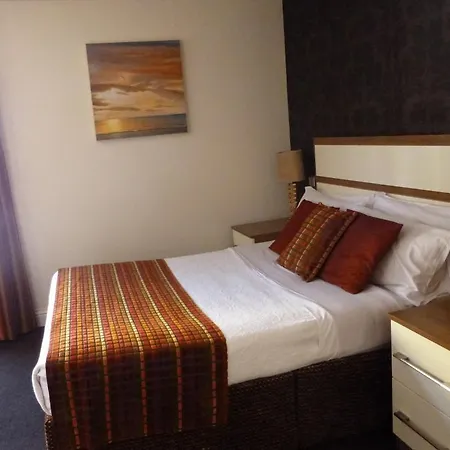 Hotel The White Lady 2*