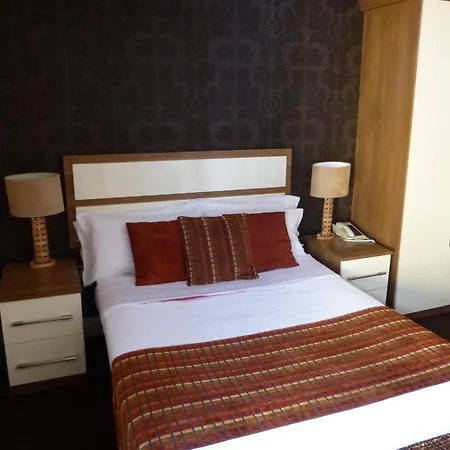 Hotel The White Lady