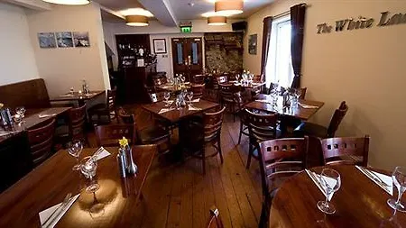 The White Lady 2* Kinsale